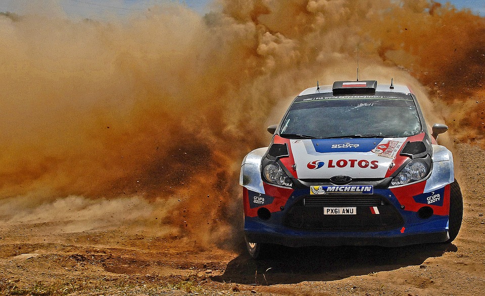 rally-vezetes-ajandekba